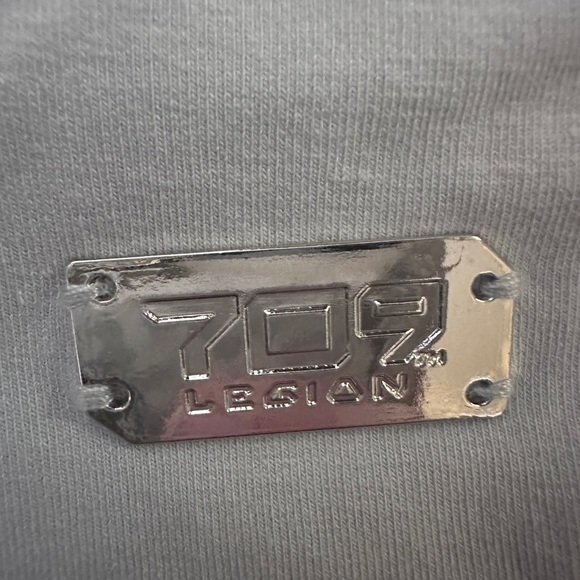 Disney Star Wars Galaxy Edge Mandalorian 709 First Order Gray Hoodie - Picture 3 of 8